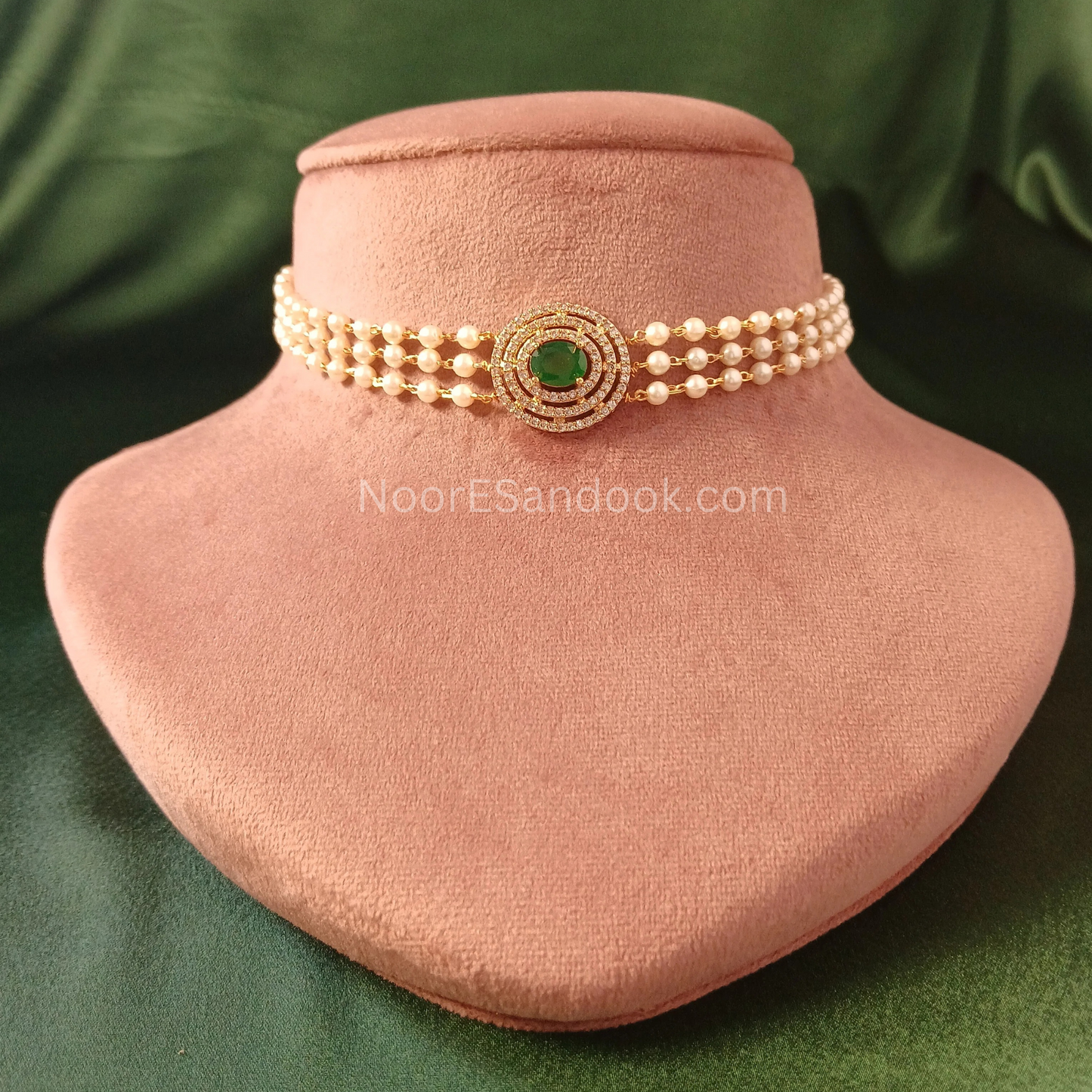 Green Pearl Choker