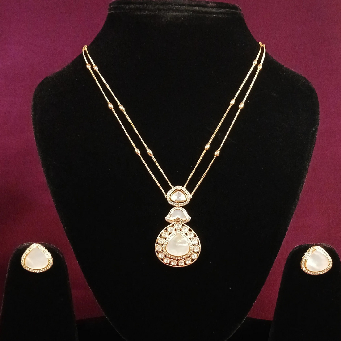 Polki & MOP Pendant Set with Double Layer Chain- AP166A