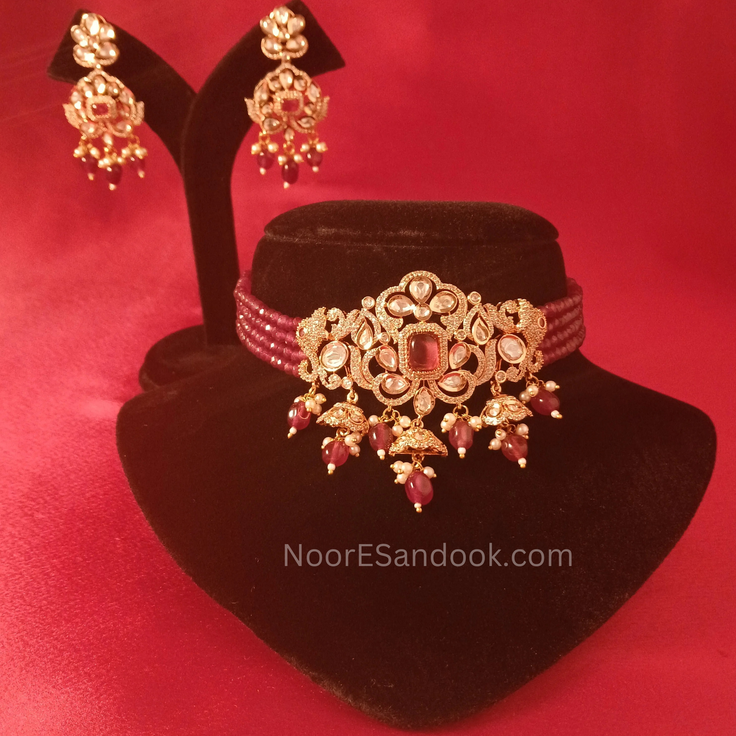 Delicate Red Choker- Bandhai