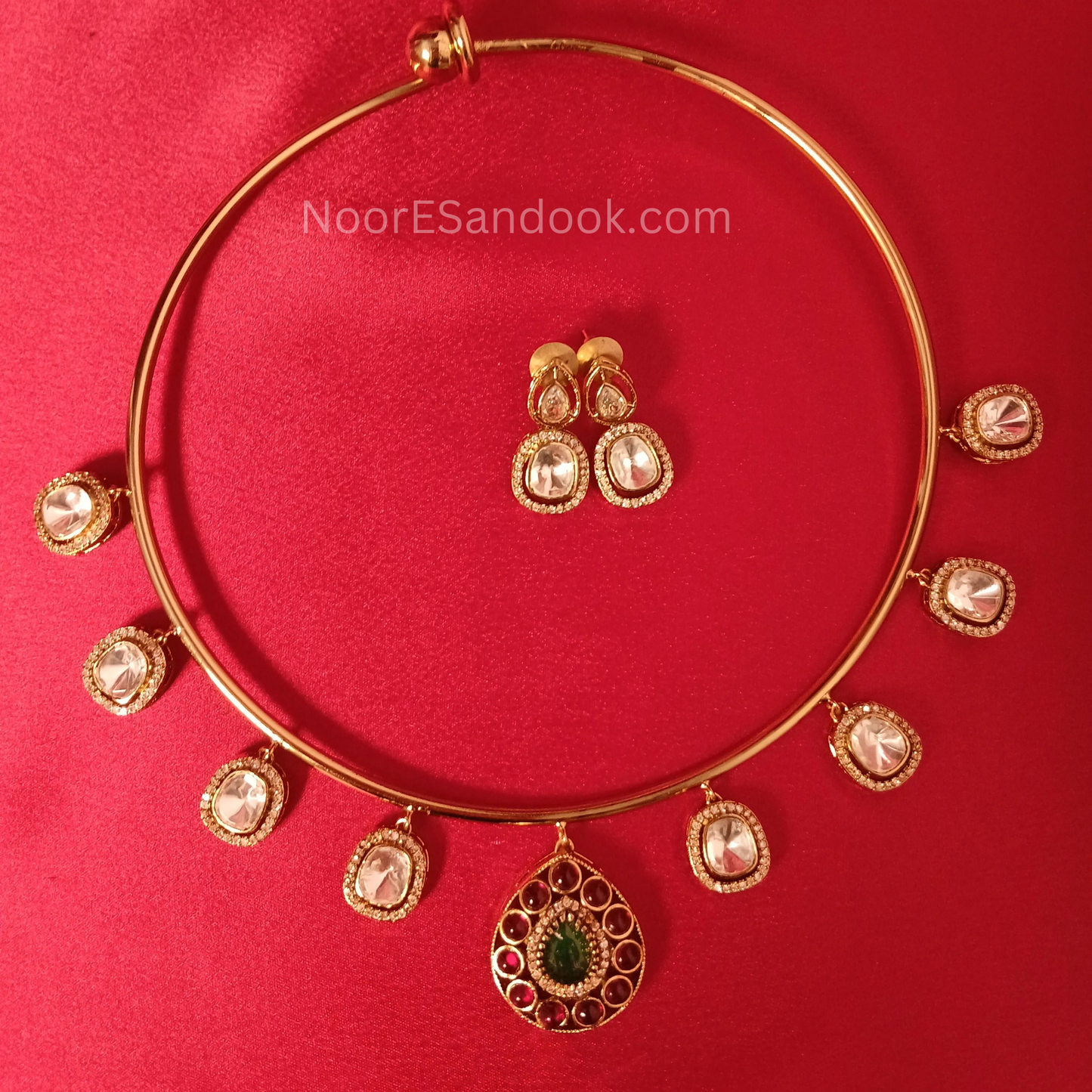 Hustlee with indian pendant and charms
