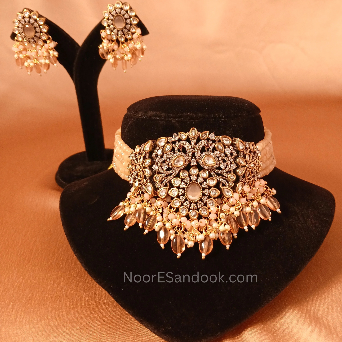Victorian choker- Peach stones
