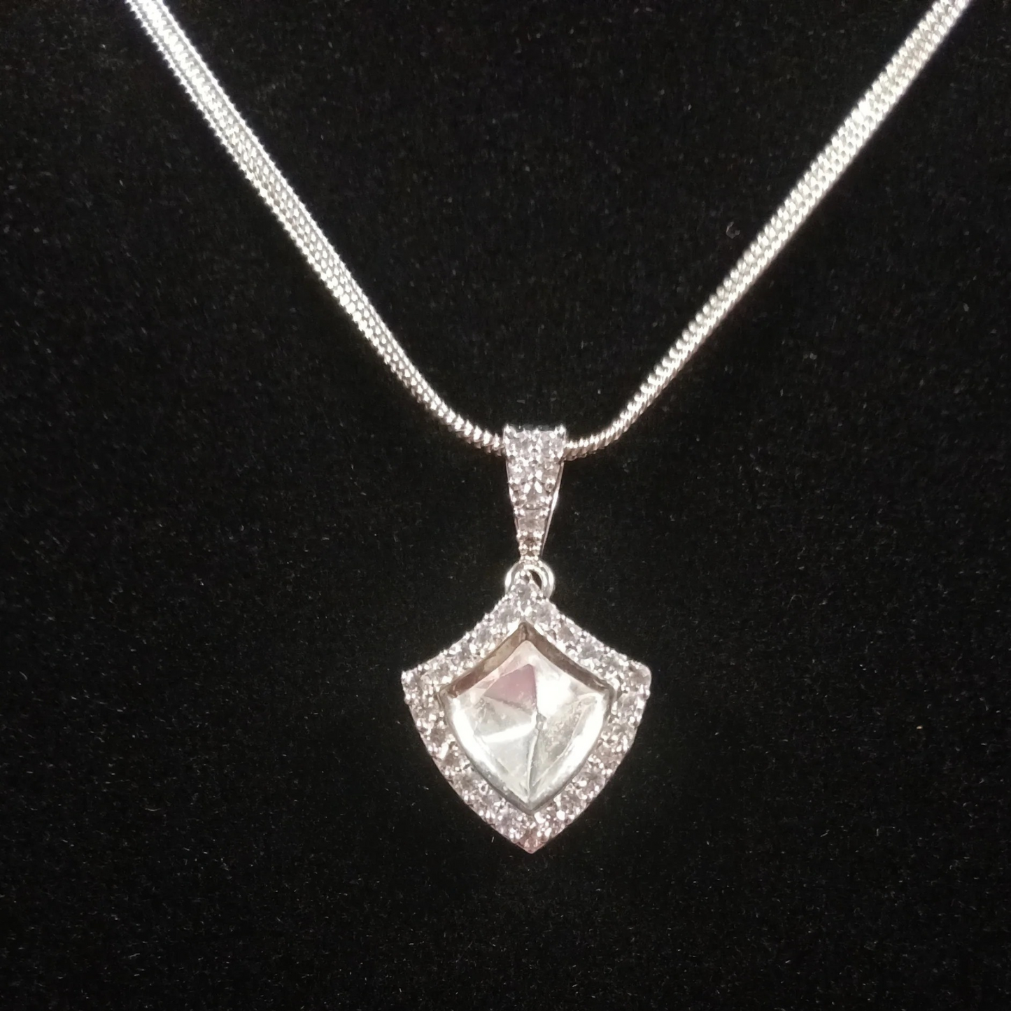 Polki Pendant Set- AJ159