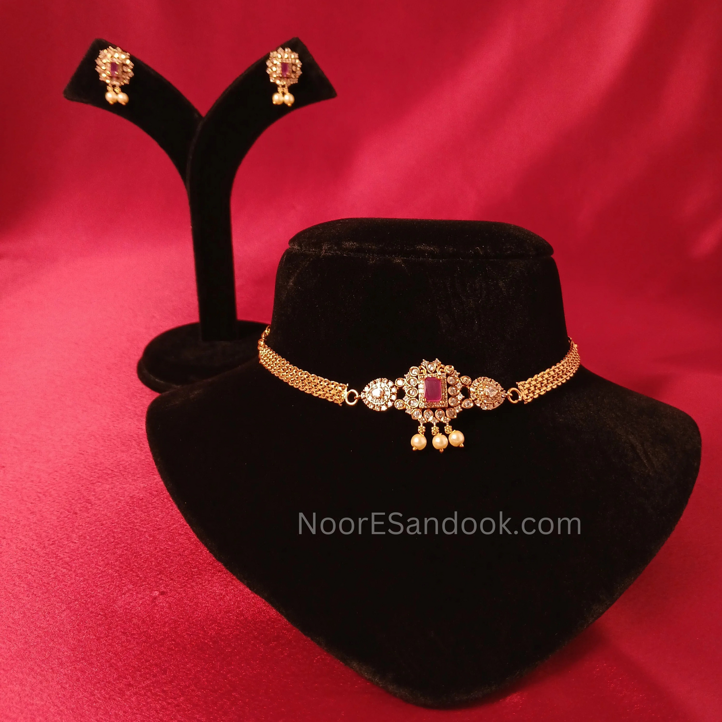 Small choker