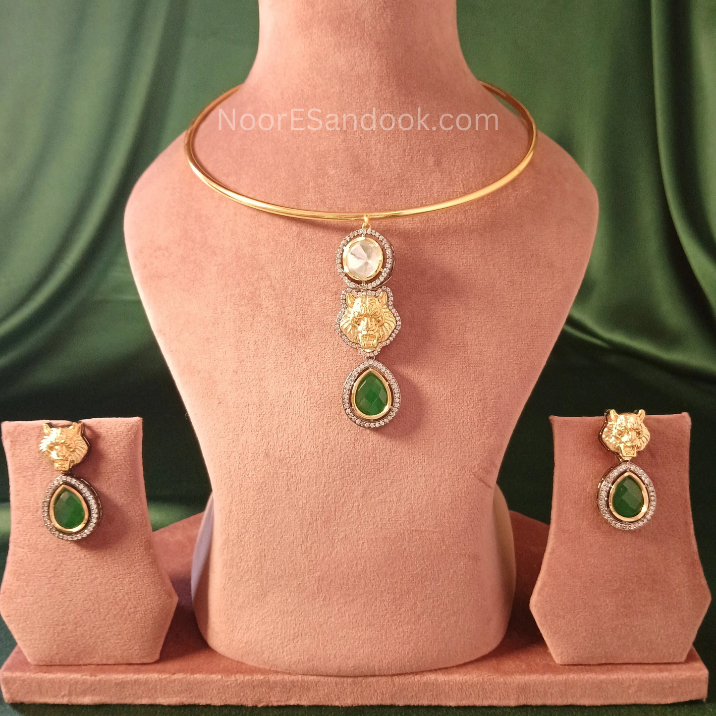 Branded Necklace-Haslee with Earrings(Tiger)- Green