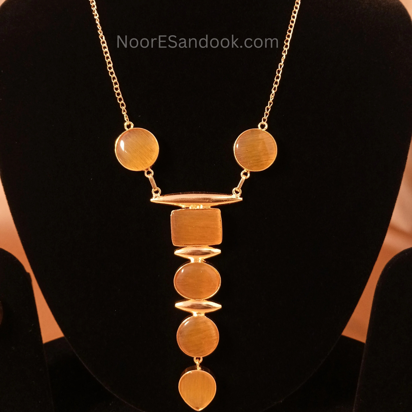 Long stone pendant with simple chain-Yellow