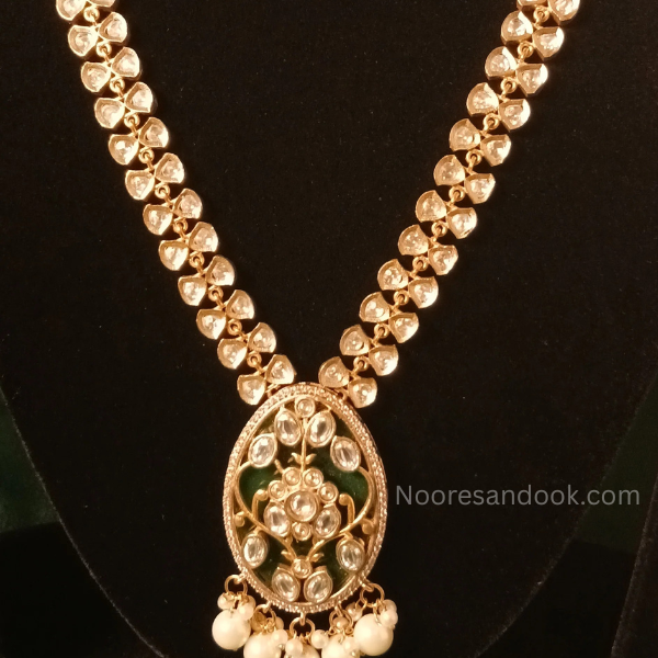 Green Inlay Work Necklace Set