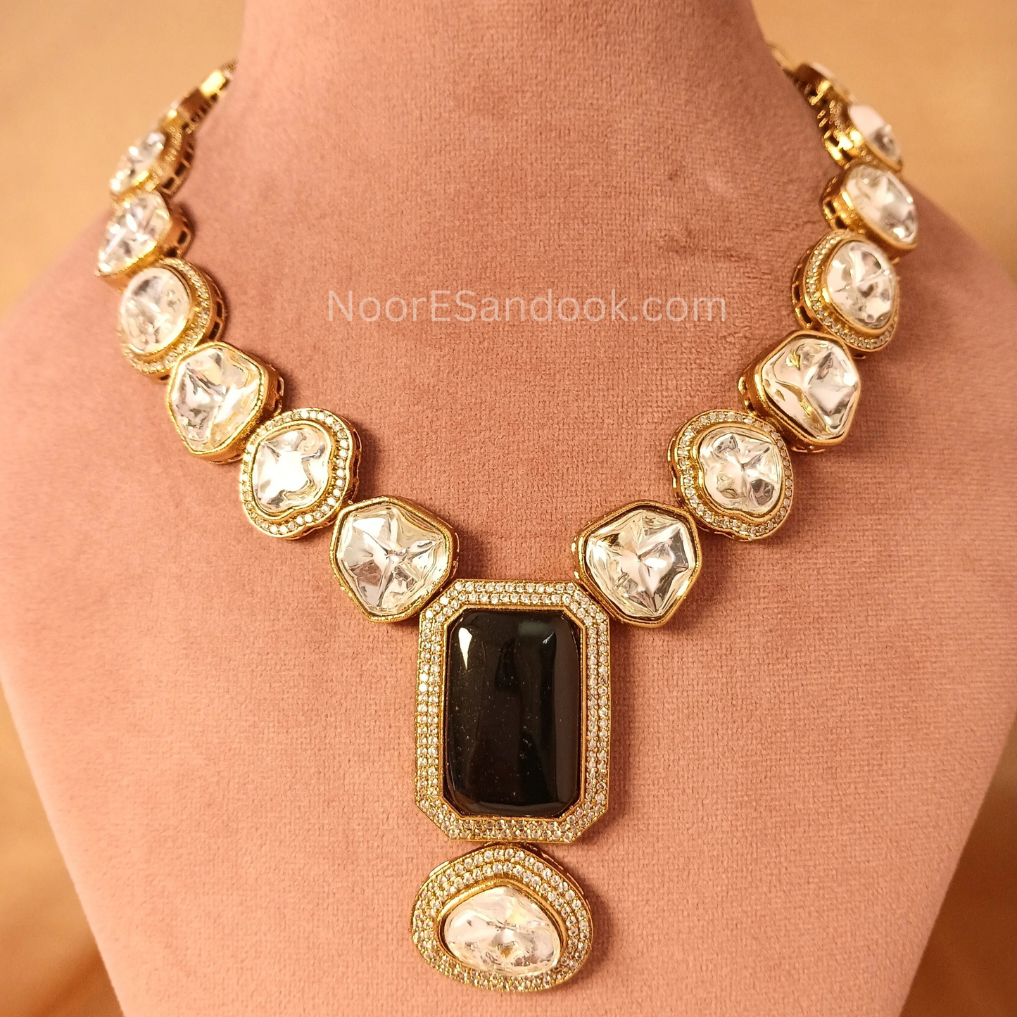 Polki Necklace with long pendant in stone- Black