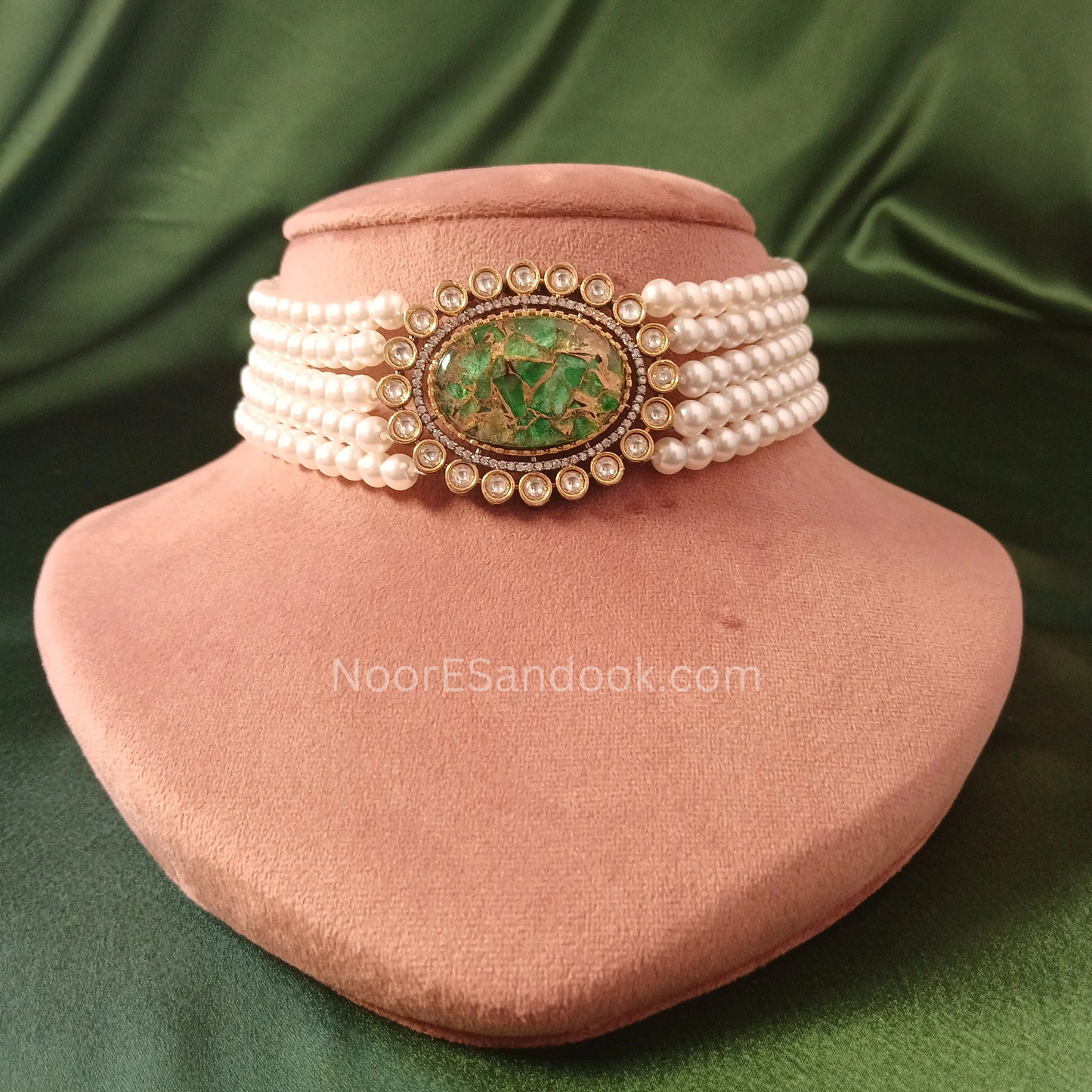 Pearl choker layers with stone in between