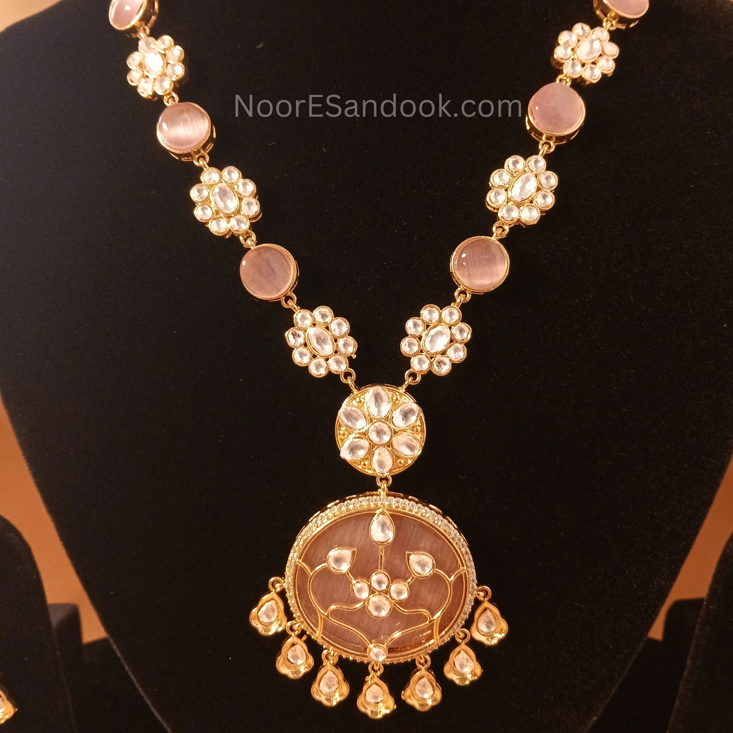 Artistic Stone carving Full Necklace set