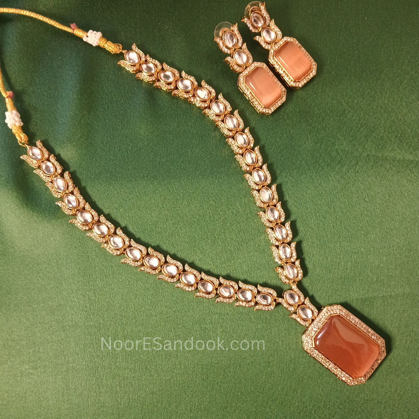 Victorian long necklace with doublet stone