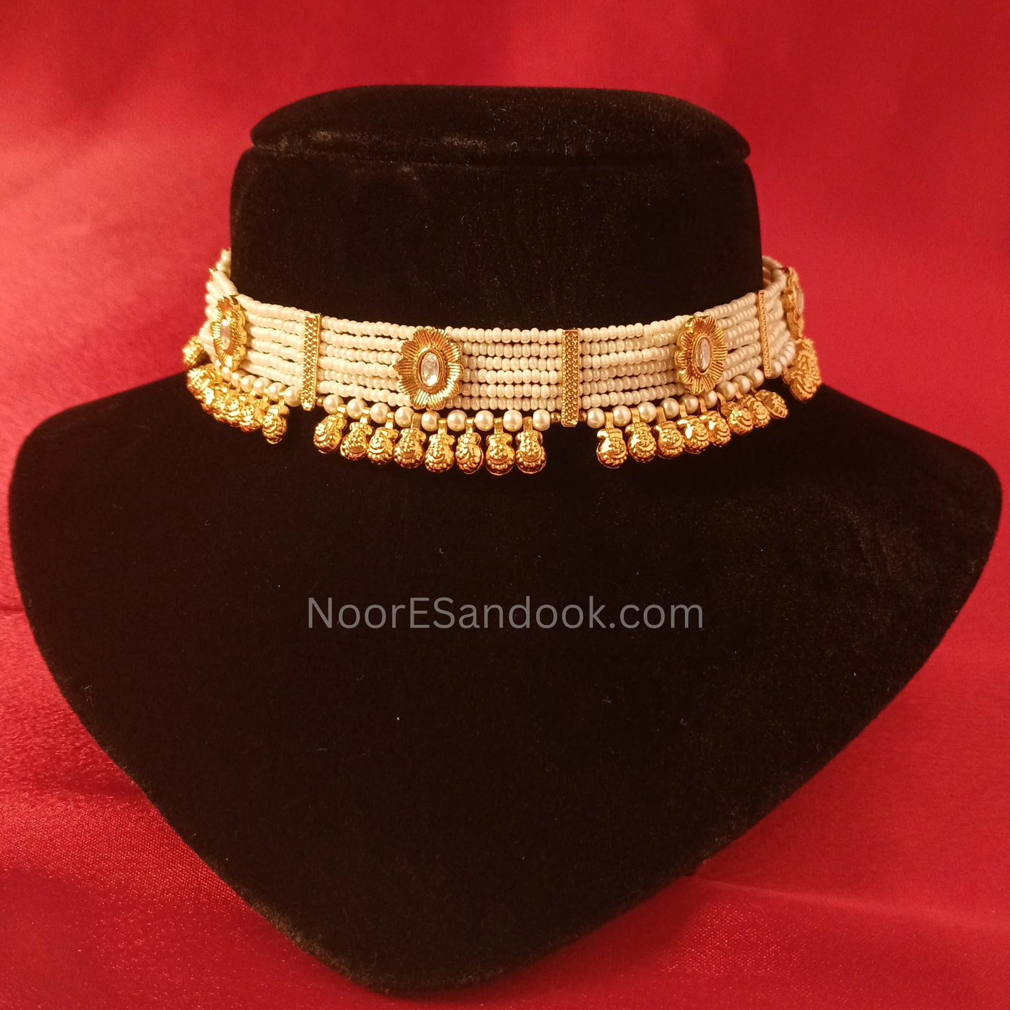 Full Pearl Choker