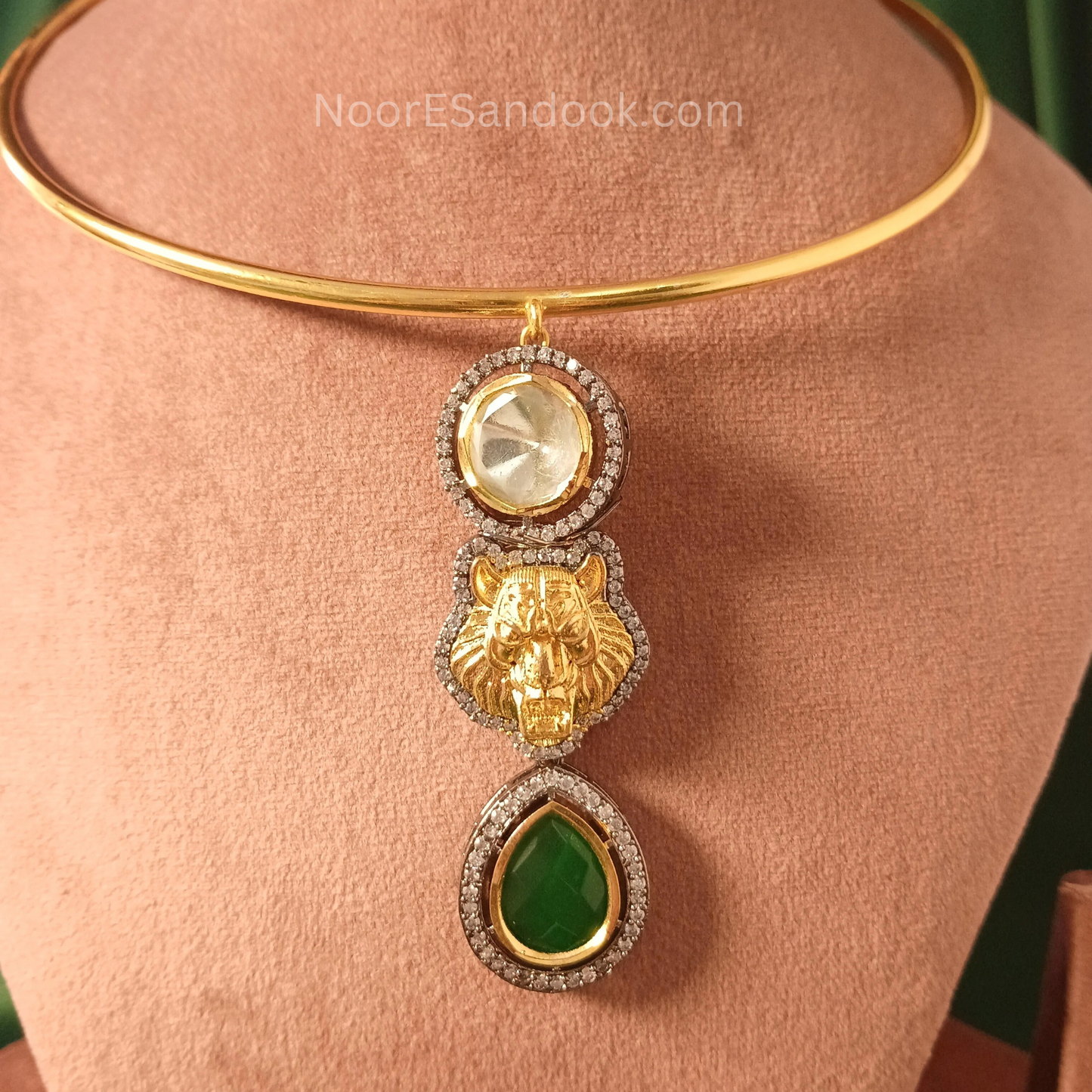 Branded Necklace-Haslee with Earrings(Tiger)- Green
