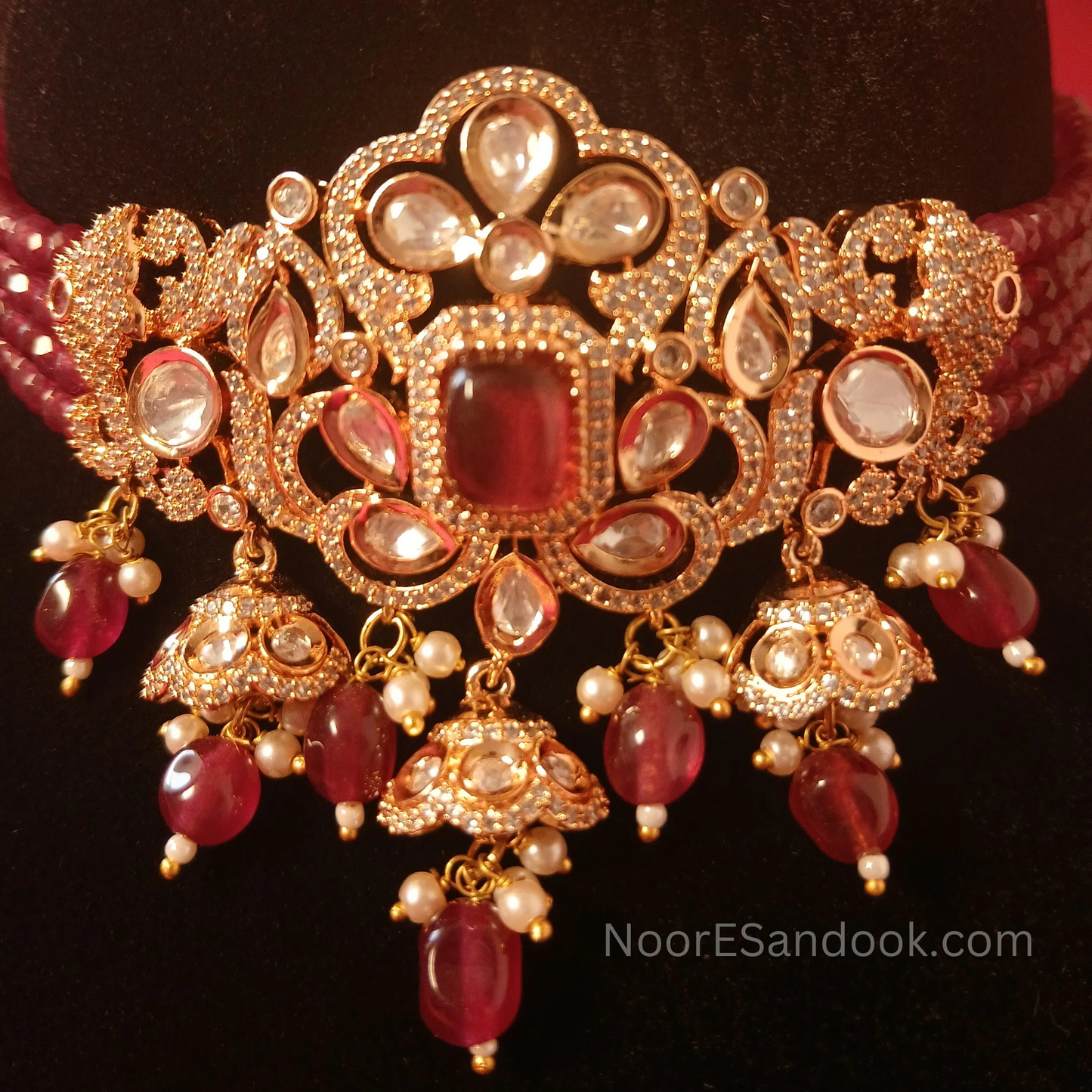 Delicate Red Choker- Bandhai