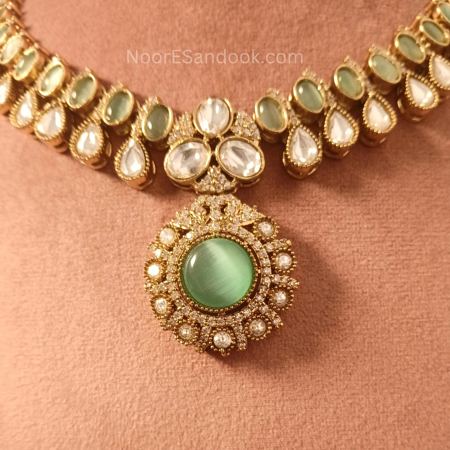 Emerald Green Doublet Stone & Polki Necklace