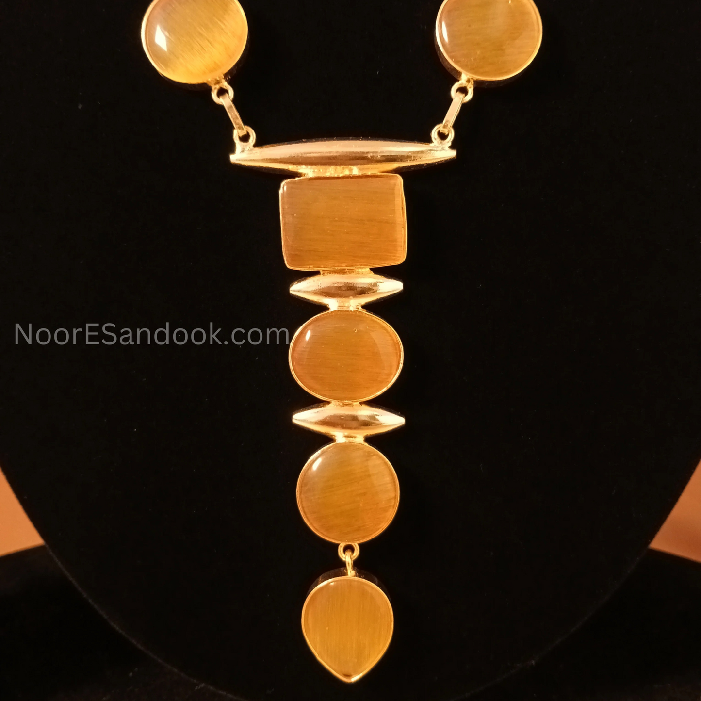 Long stone pendant with simple chain-Yellow
