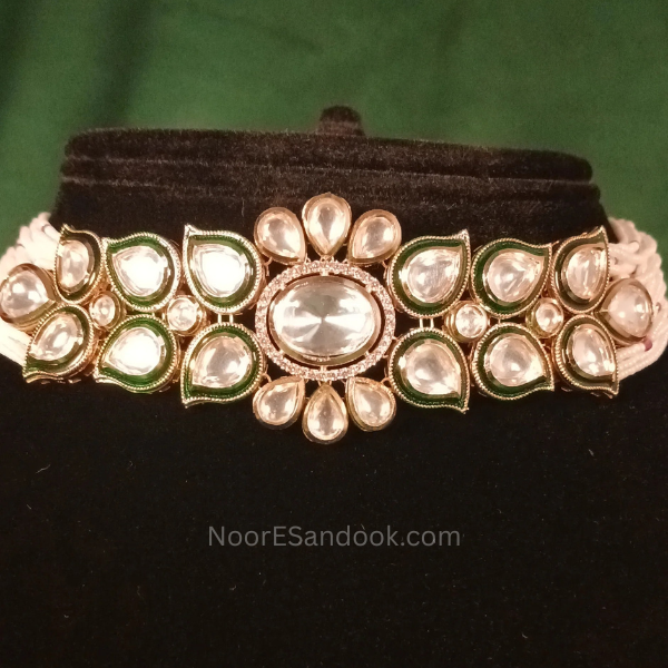 Kundan Choker Set- Bandhai