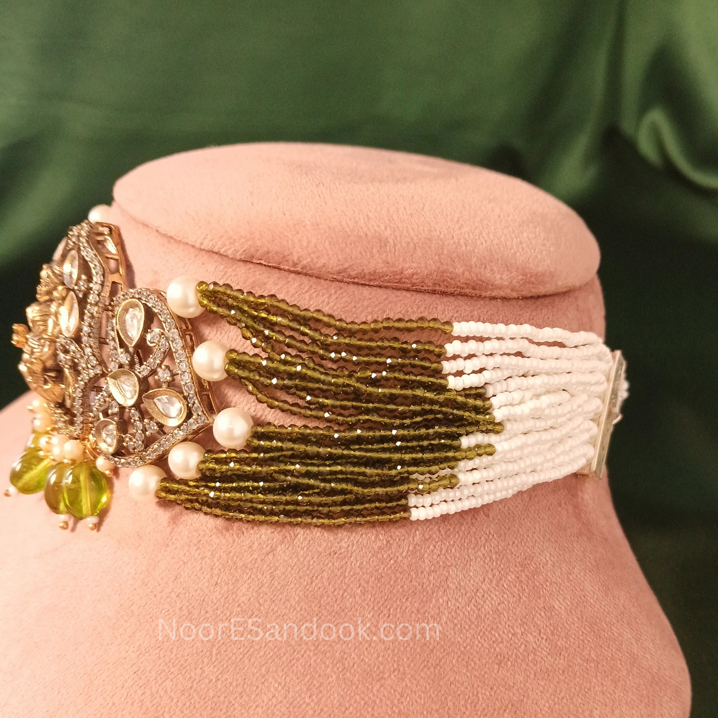 Antique Temple Choker- Mint Green