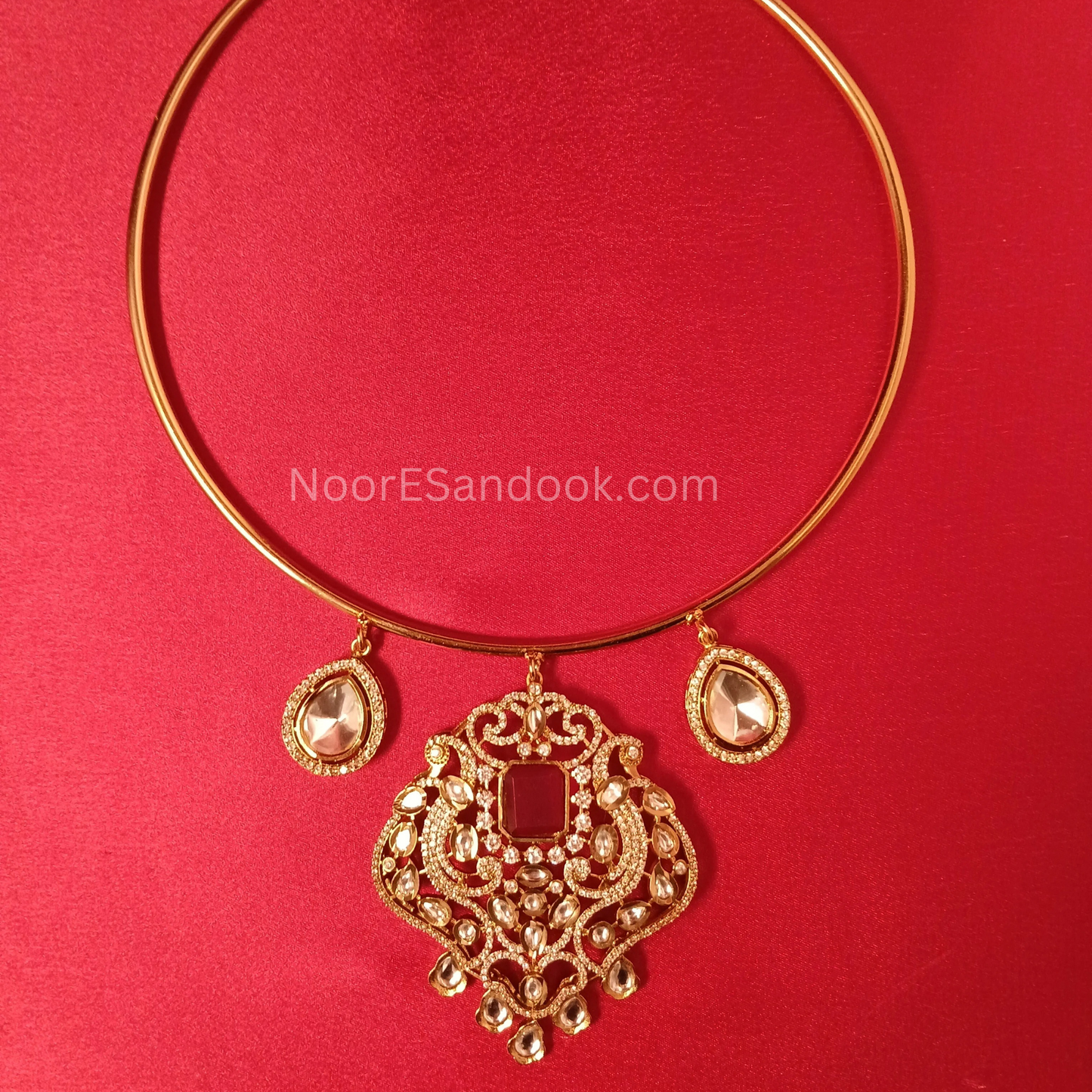 Indian Pendant Big with Haslee -Red