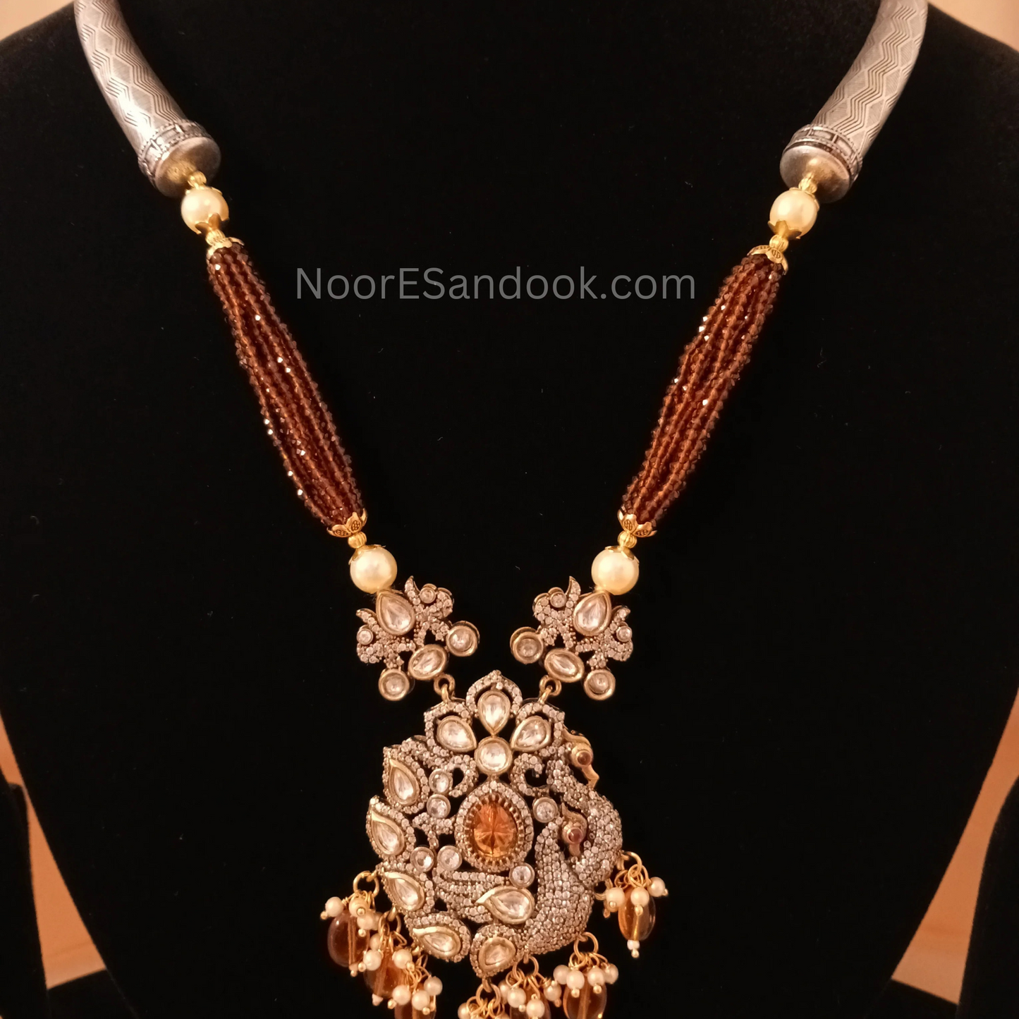 Half Haslee with Big Pendant- Pattern 1