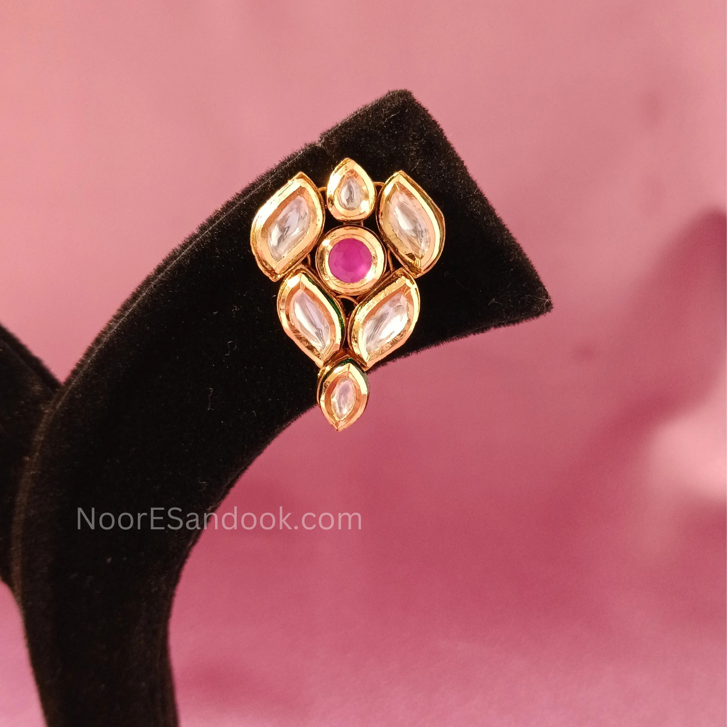 Kundan Pendant Set
