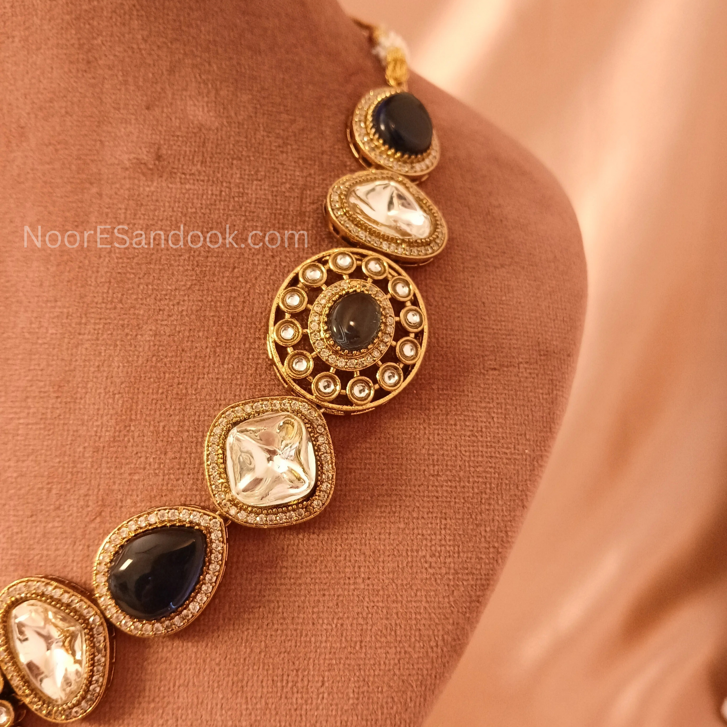 Doublet Stone- Long Necklace (Blue)