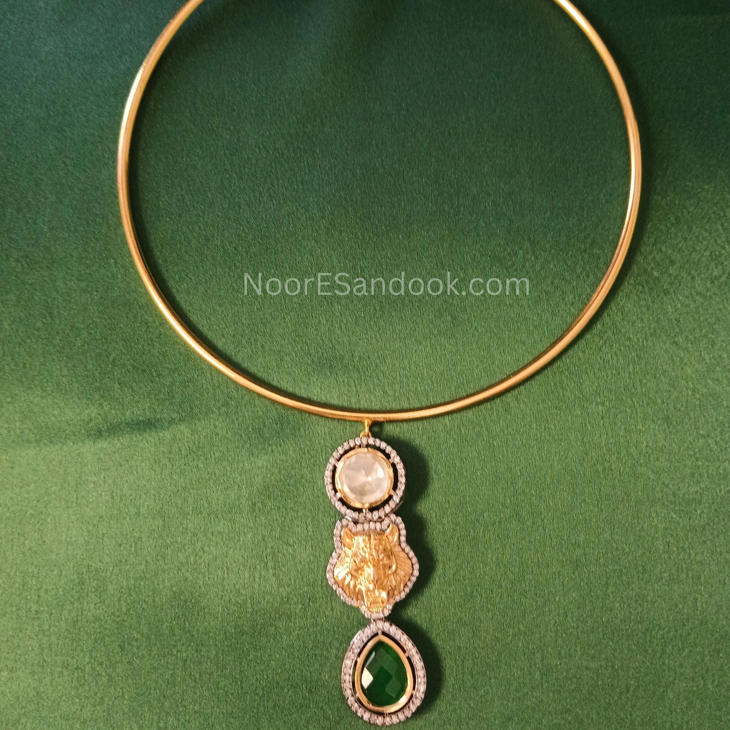 Branded Necklace-Haslee with Earrings(Tiger)- Green