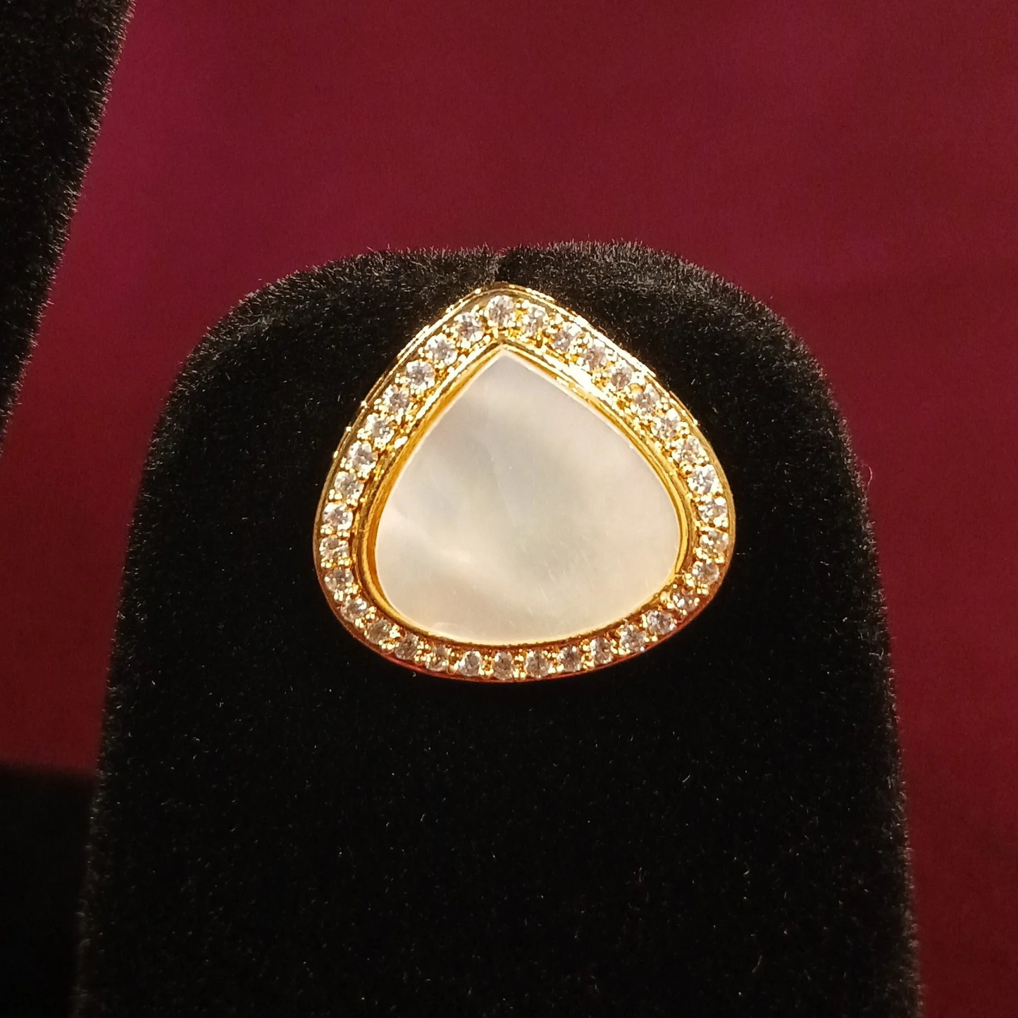 Polki & MOP Pendant Set with Double Layer Chain- AP166A - NoorESandook