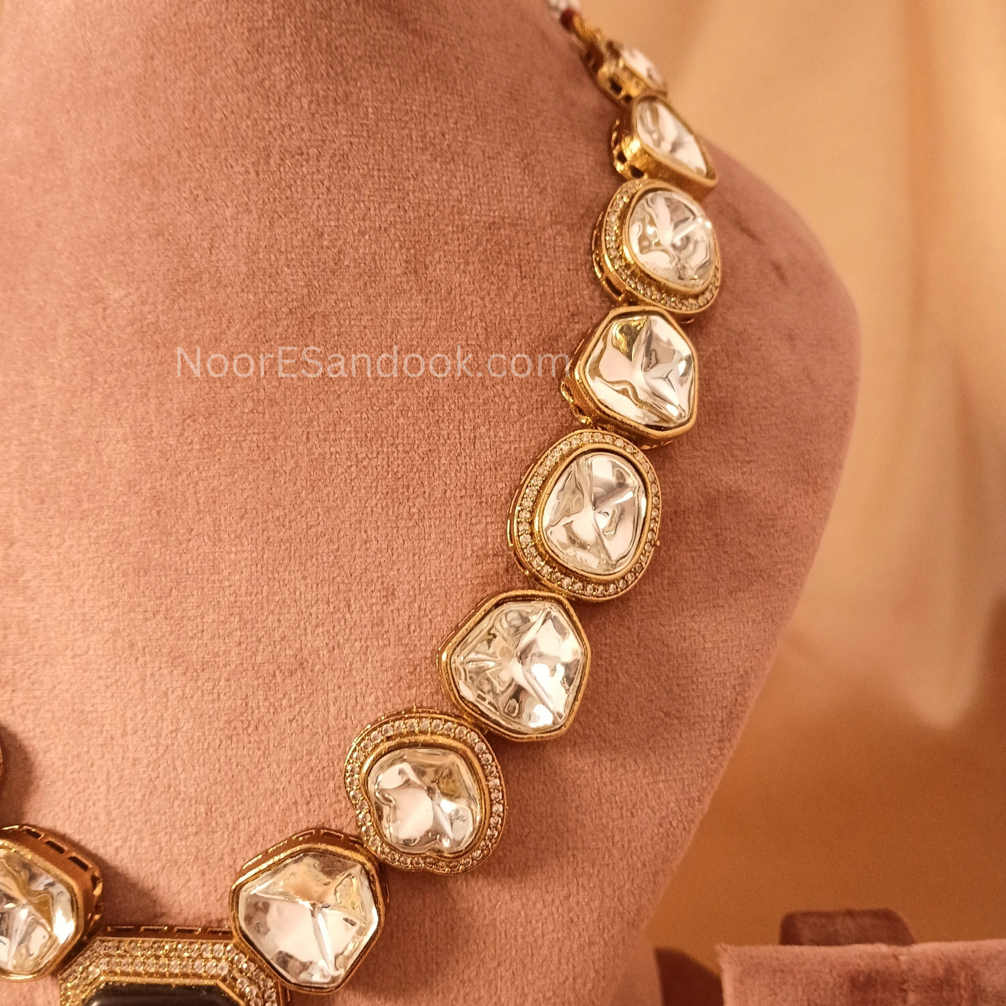 Polki Necklace with long pendant in stone- Lavender