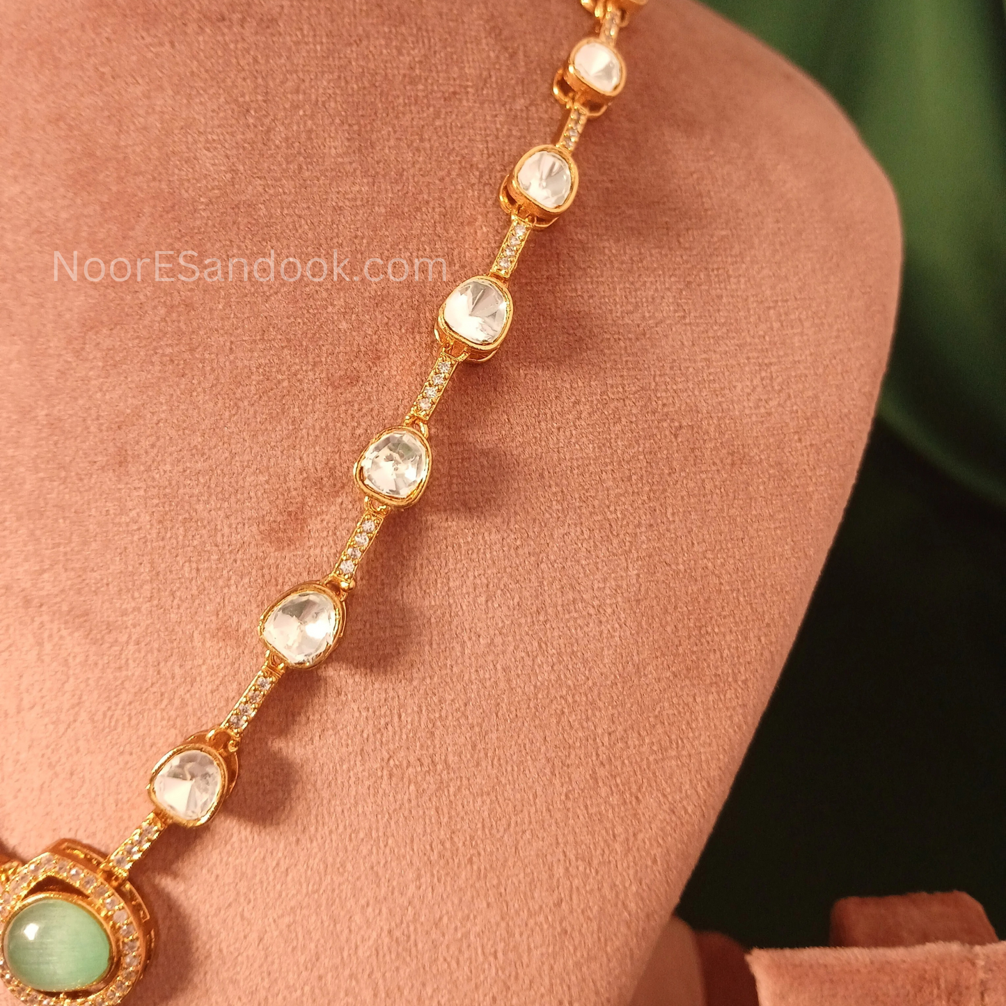 Polki and stone necklace