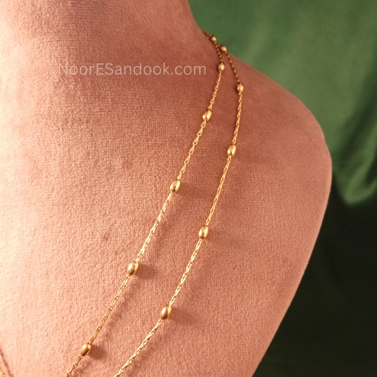 Delicate Pendant with 2 layer thin chain