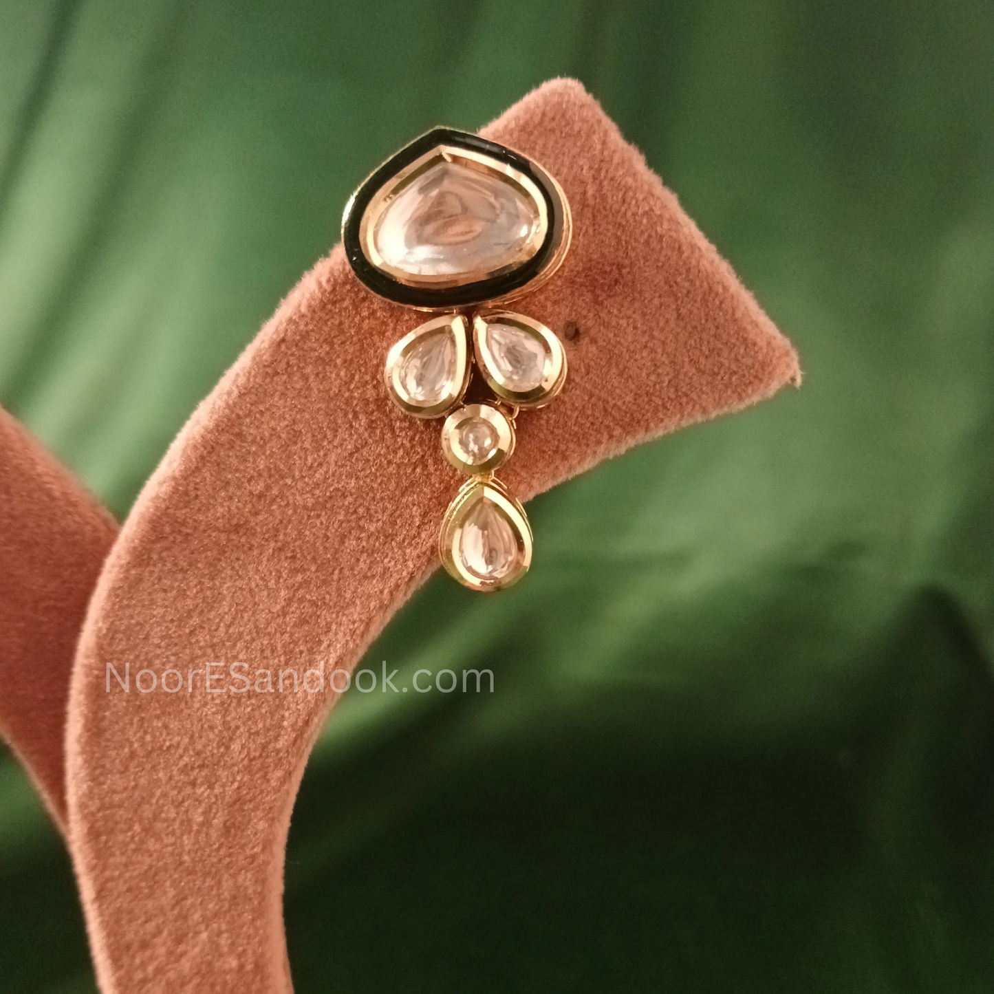 Kundan Pendant Set