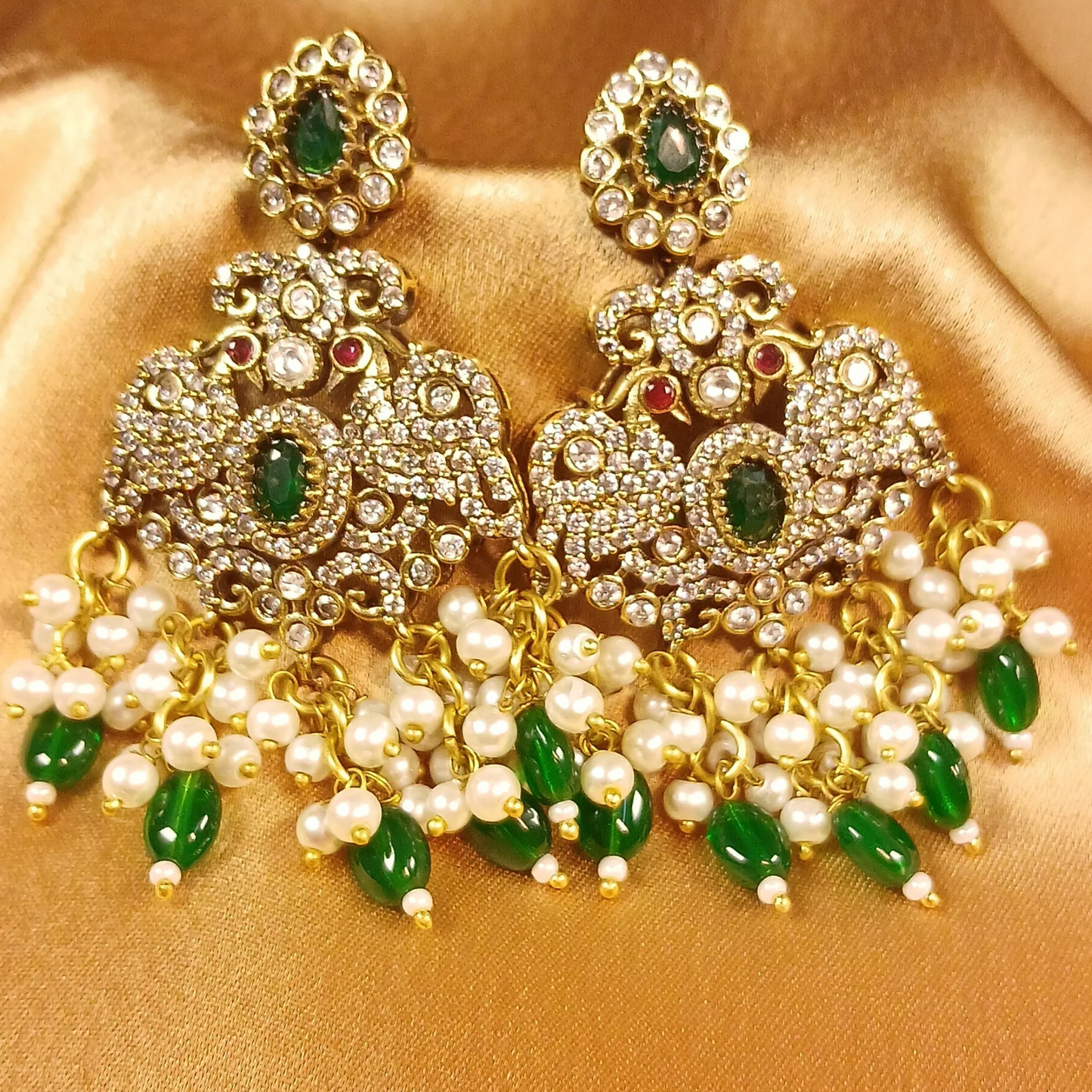 Vasanti Necklace Set