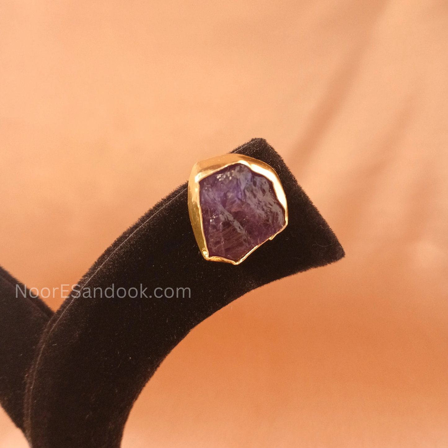 Stone pendant with chain- Purple