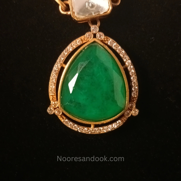 Sleek Polki Necklace Set- Green - NoorESandook