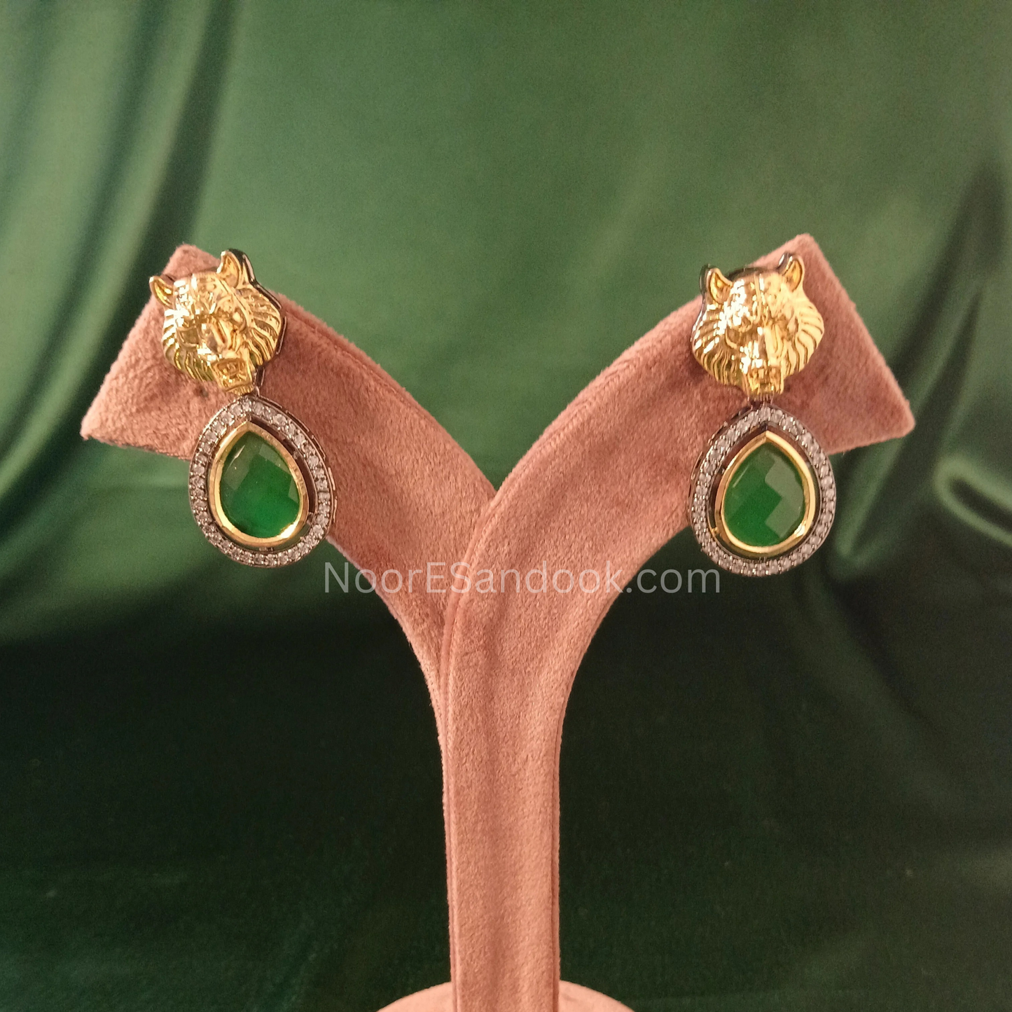 Branded Necklace-Haslee with Earrings(Tiger)- Green