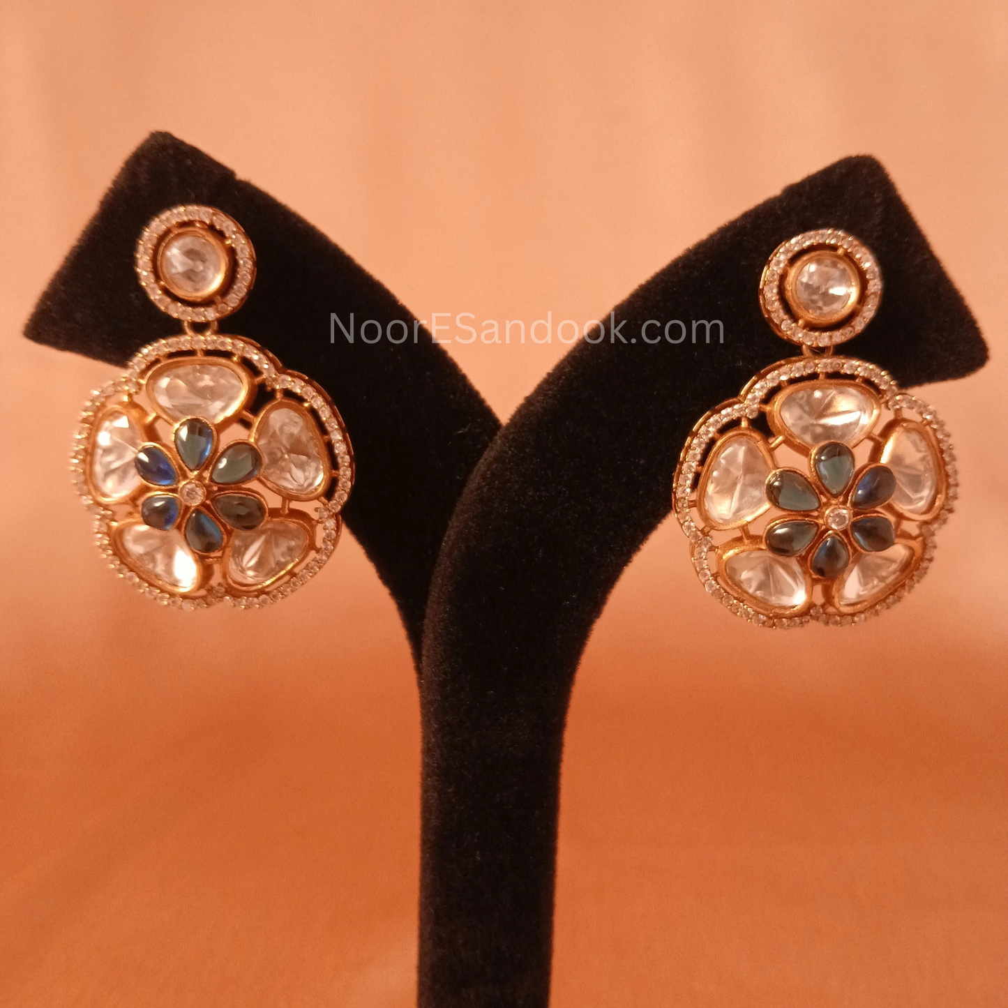 Pendant and polki set
