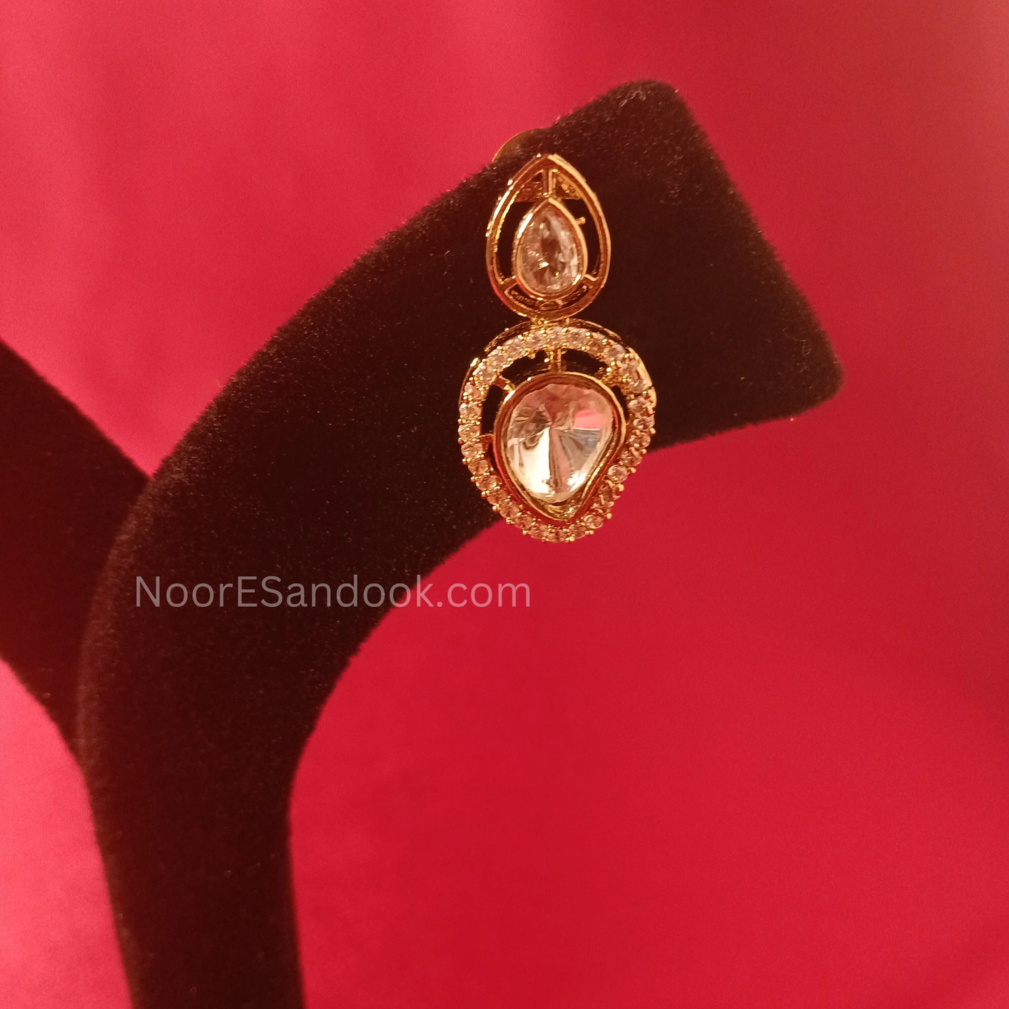 Tarini Polki Charms Necklace Set - NoorESandook