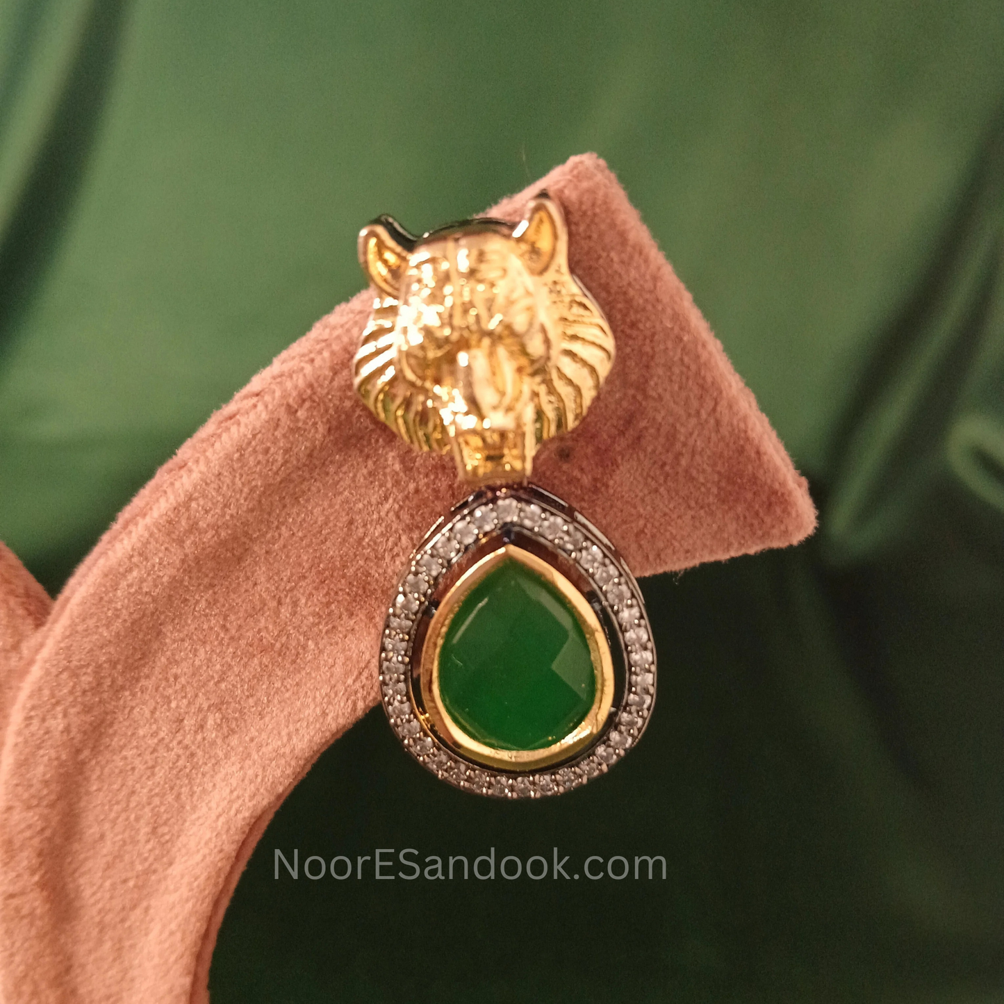 Branded Necklace-Haslee with Earrings(Tiger)- Green