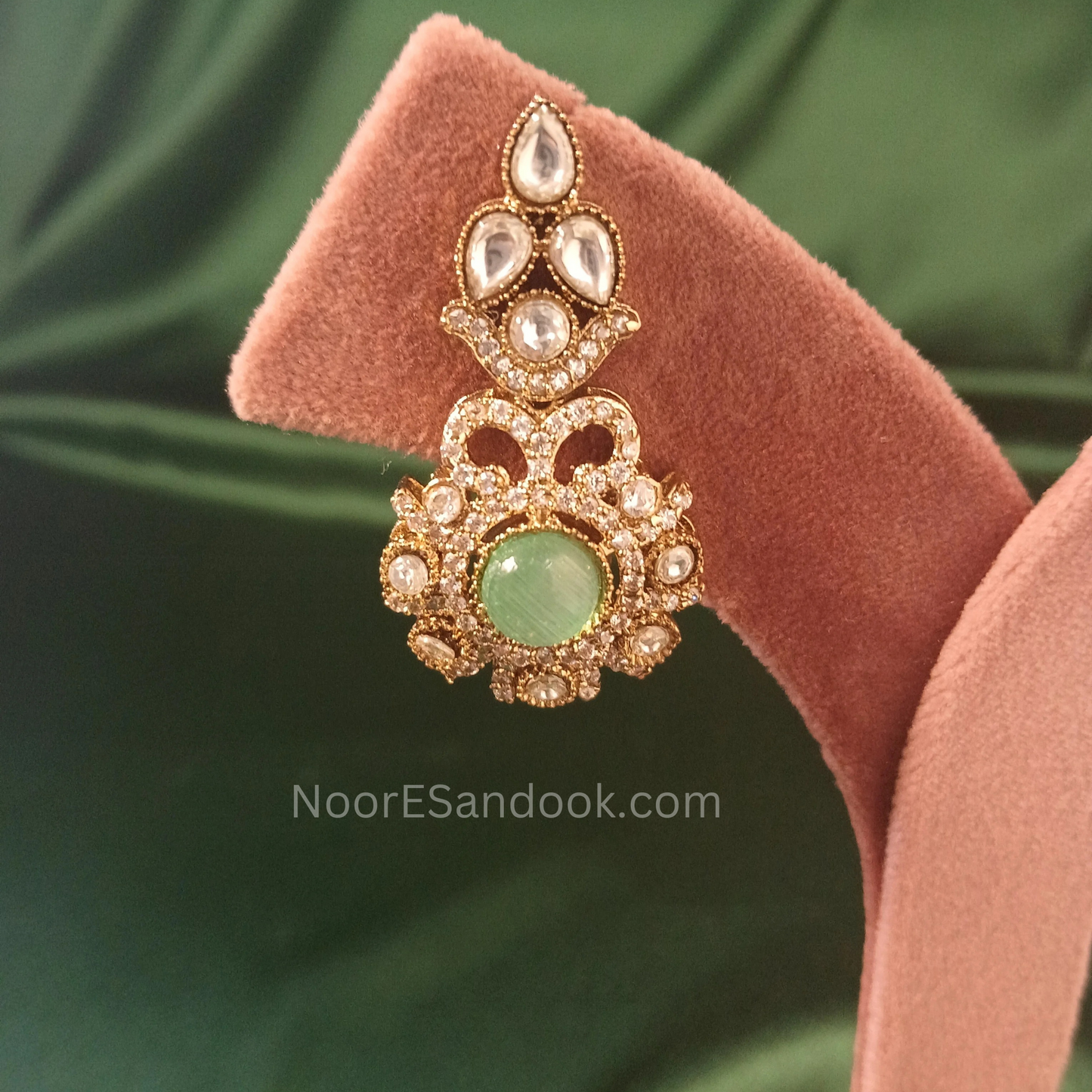 Emerald Green Doublet Stone & Polki Necklace