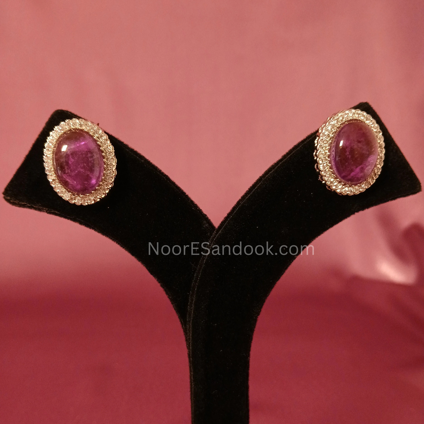 Pearl choker layers with stone in between (Pink)