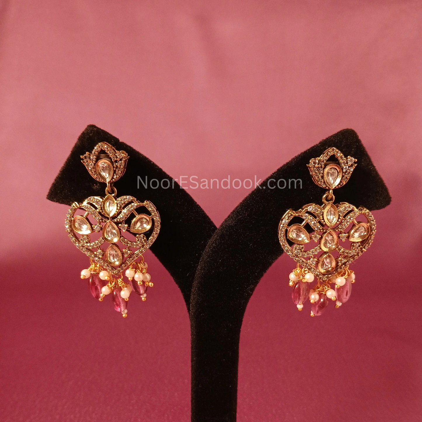 Antique Temple Choker- Red