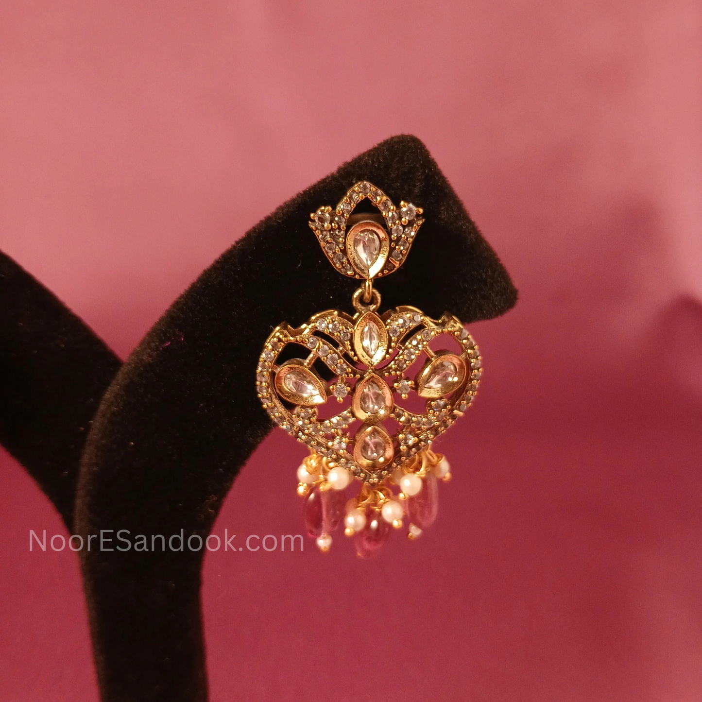 Antique Temple Choker- Red