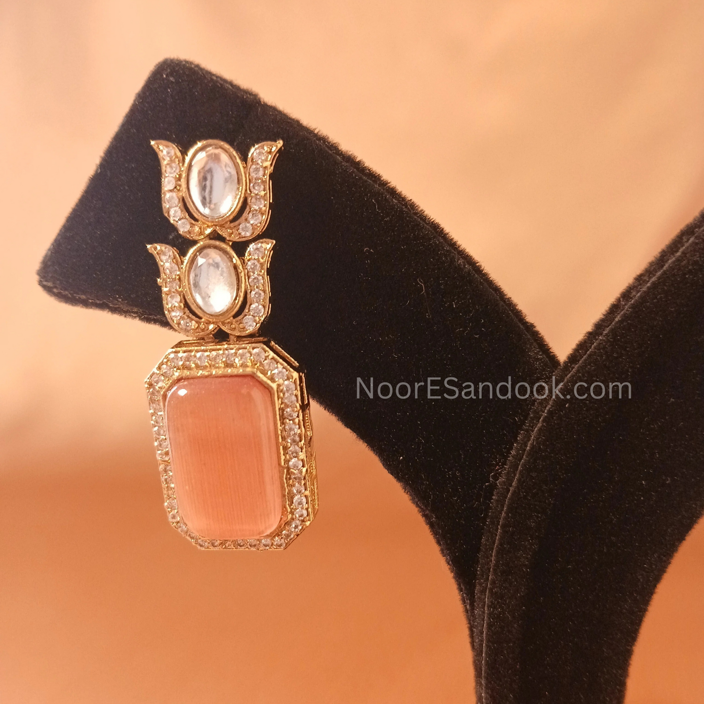 Victorian long necklace with doublet stone