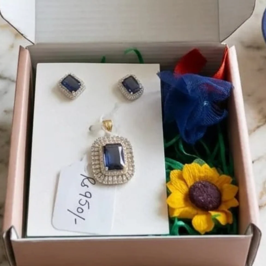 Everyday Love Pendant Set