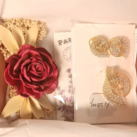 Radiance Signature Pendant Set