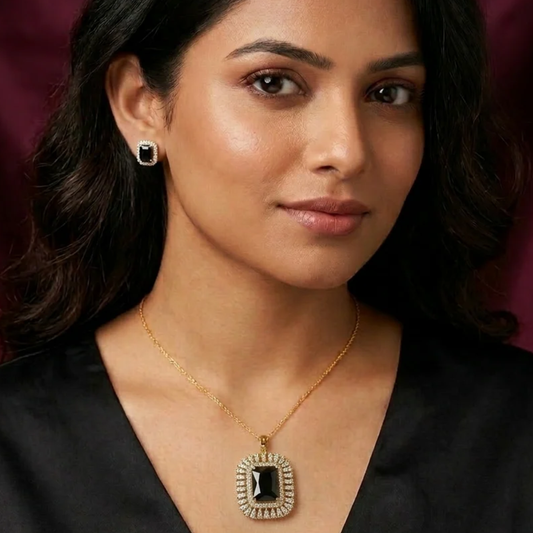 Azure Royale Pendant Set