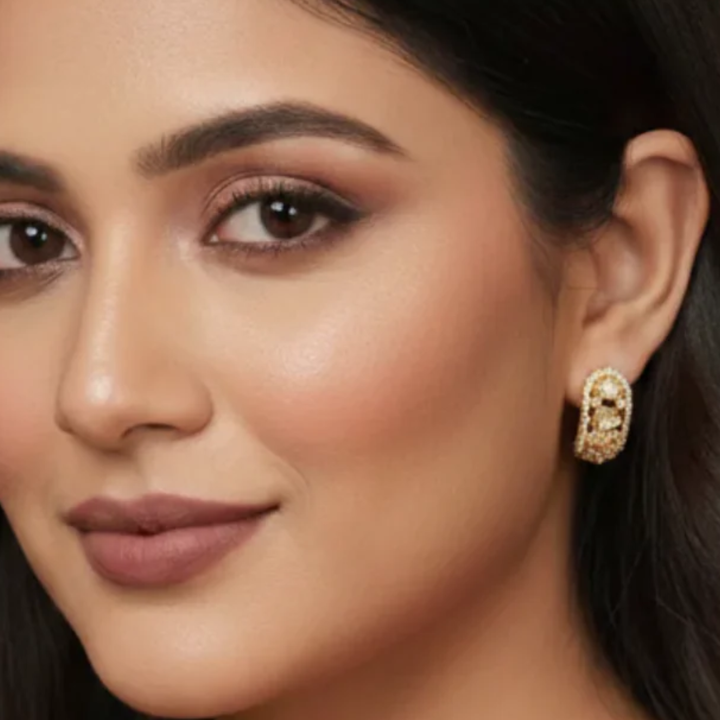 Premium Polki Stud Earrings with Traditional Detailing