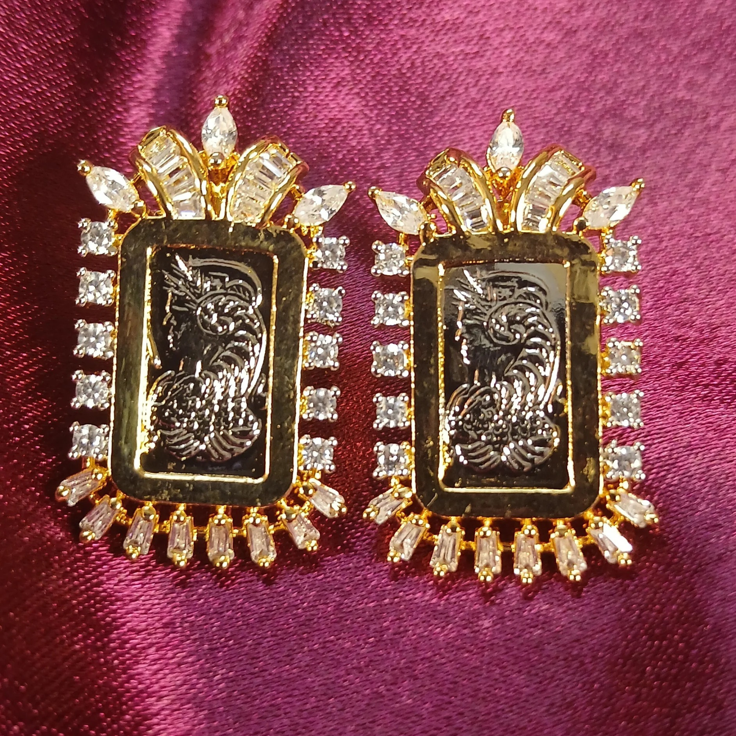 Subtle Luxe Pendant Set