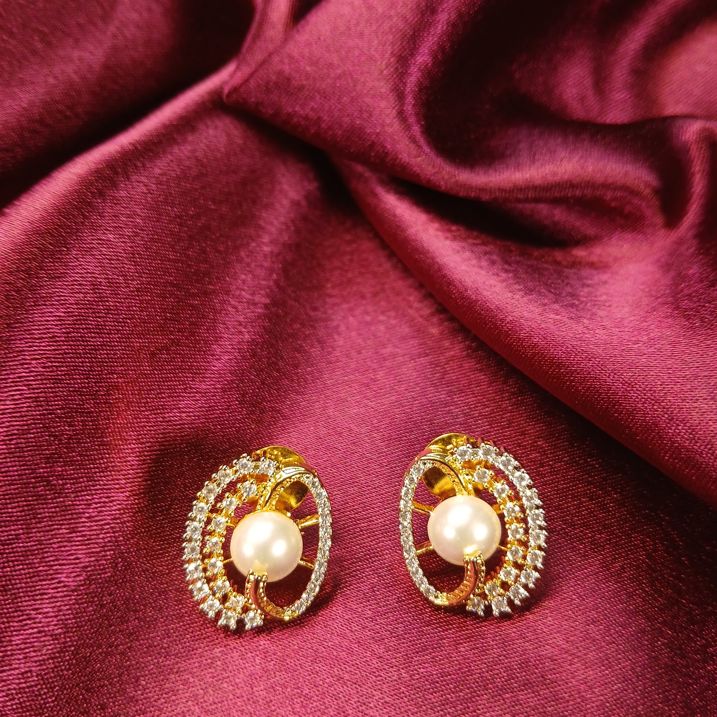 Pearl & American Diamond Pendant Set