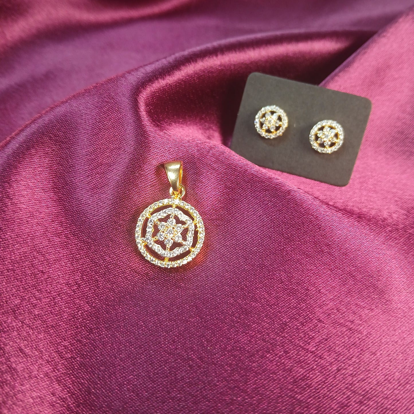 Dazzle Night Pendant Set